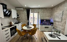 Cherry Luxury Apartment
